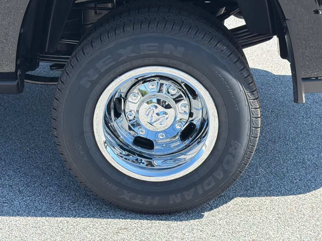 New 2026 RAM 3500 Tradesman AWD/4WD image 19