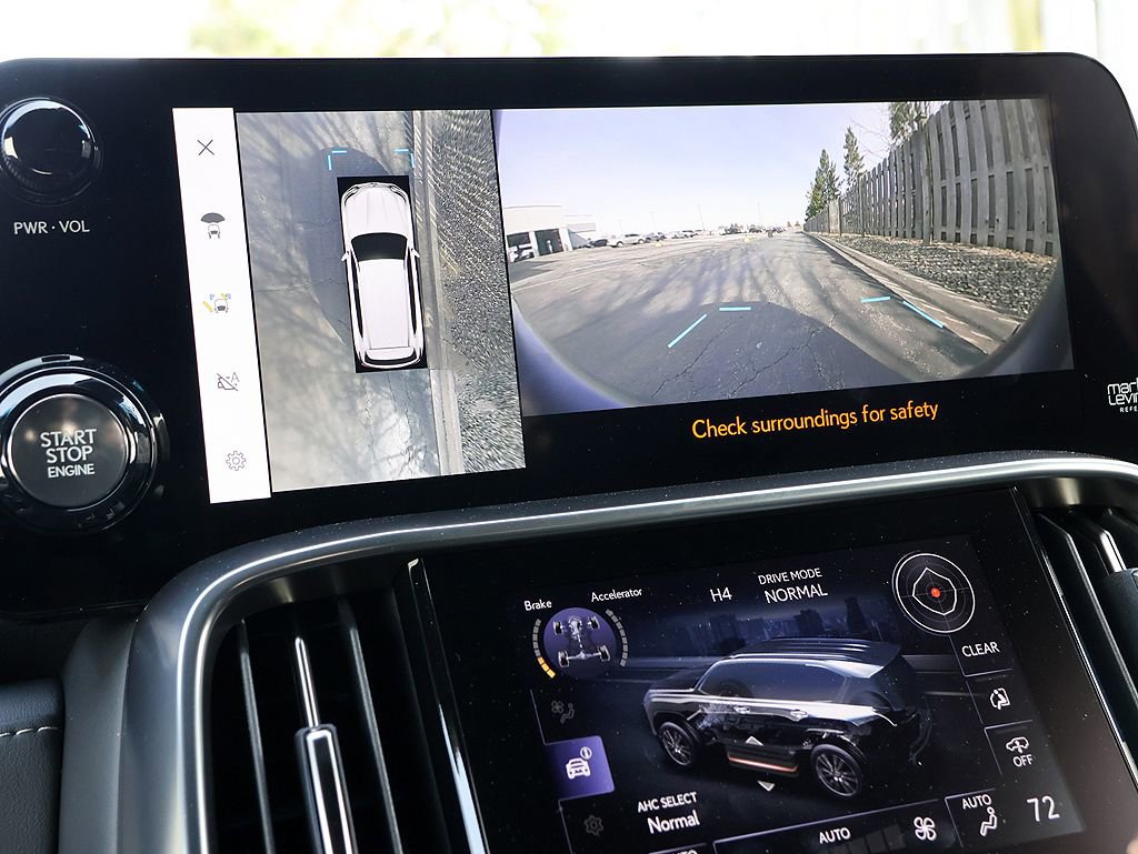 New 2026 Lexus LX 600 4WD w/ Premium Package image 22