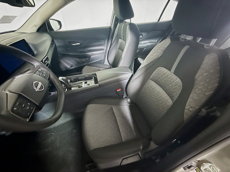 New 2026 Nissan Sentra SV w/ SV Convenience Package FWD image 11