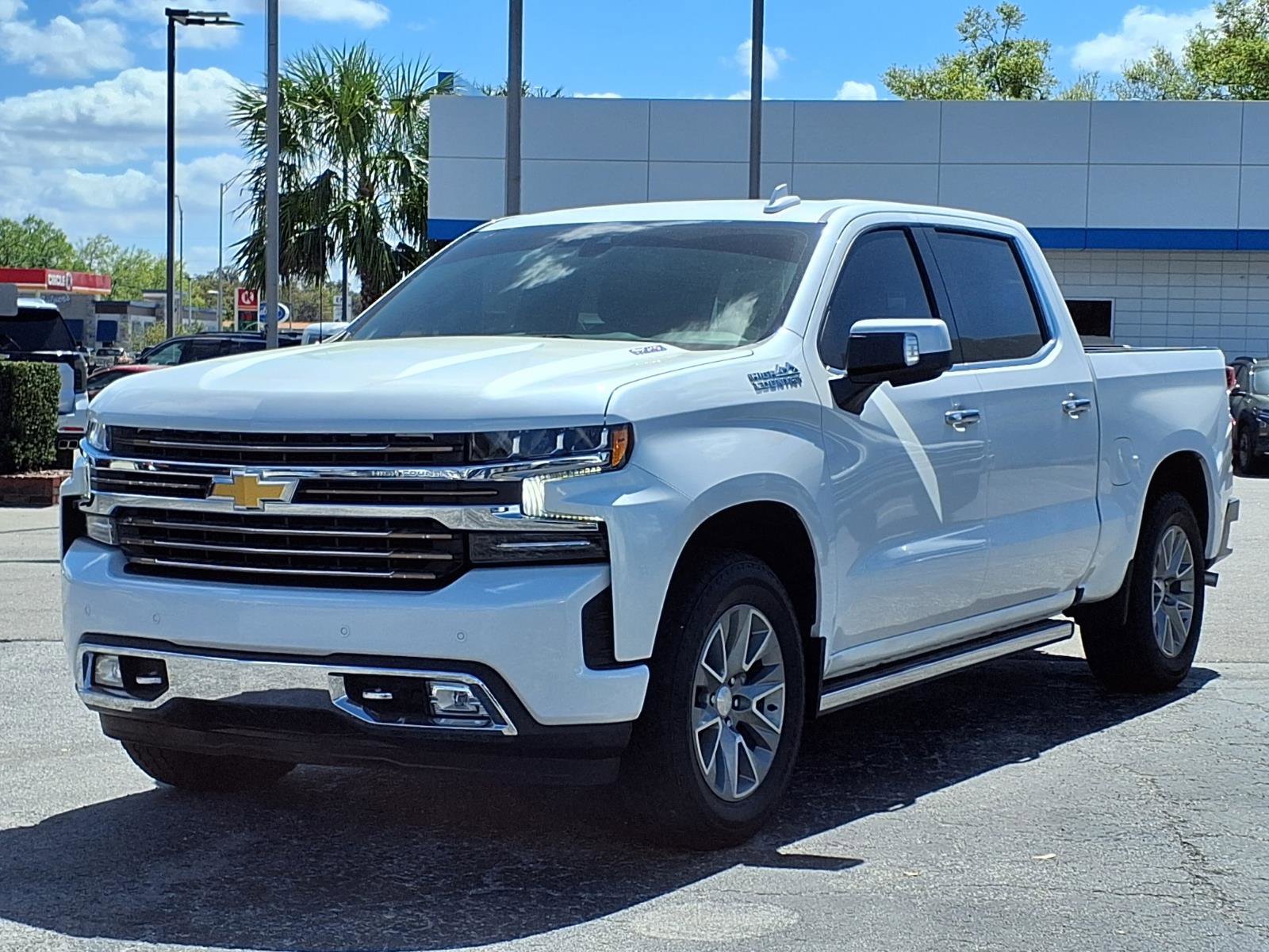 Certified 2022 Chevrolet Silverado 1500 High Country w/ Safety Package II AWD/4WD image 28