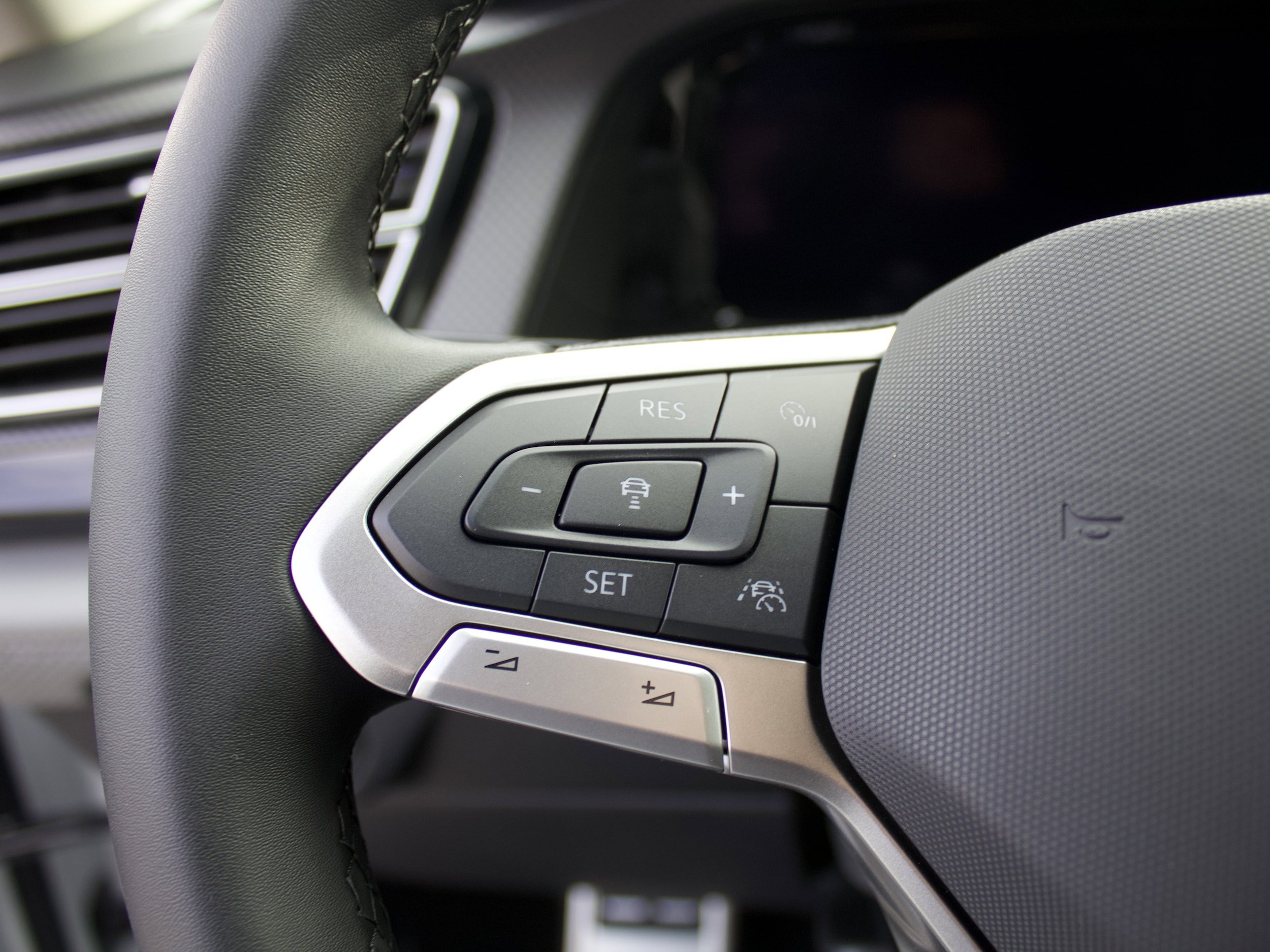 New 2026 Volkswagen Atlas Peak Edition AWD/4WD image 16