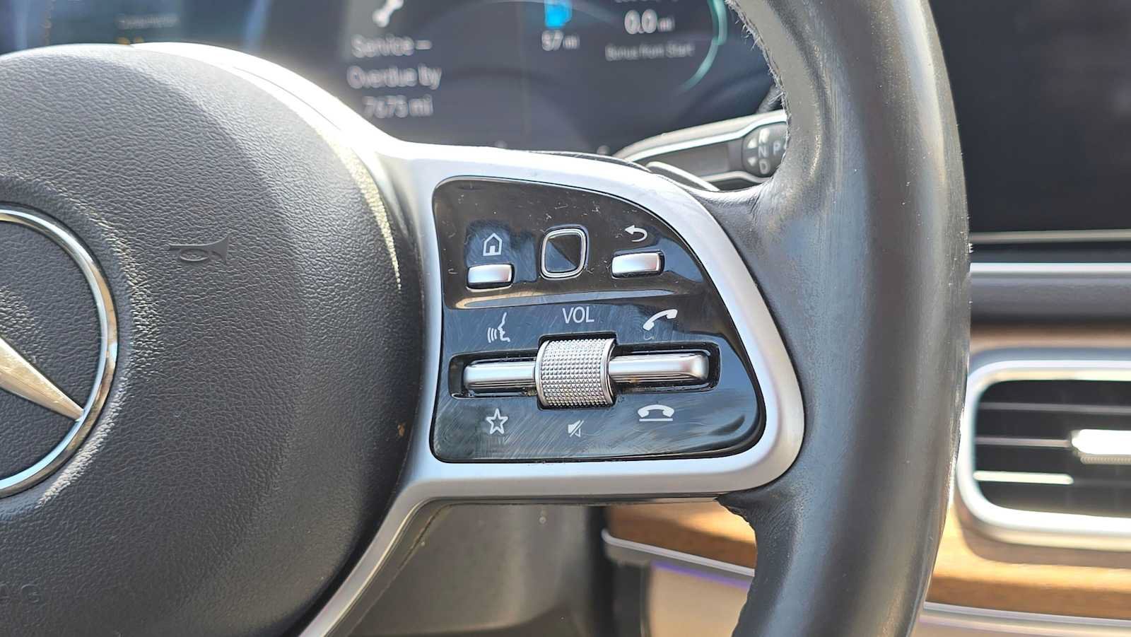 Certified 2020 Mercedes-Benz GLE 350 w/ Premium Package image 27