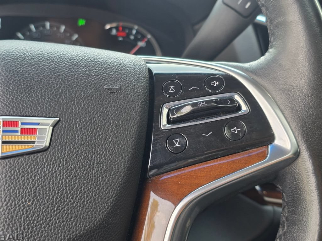 Used 2016 Cadillac Escalade Luxury AWD/4WD image 22