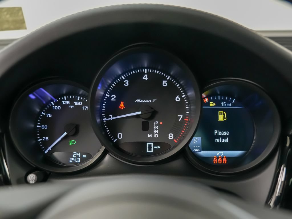 New 2026 Porsche Macan Turbo AWD/4WD image 25
