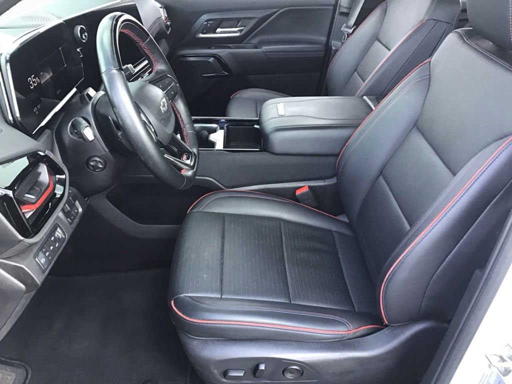 Used 2024 Chevrolet Silverado EV RST image 8