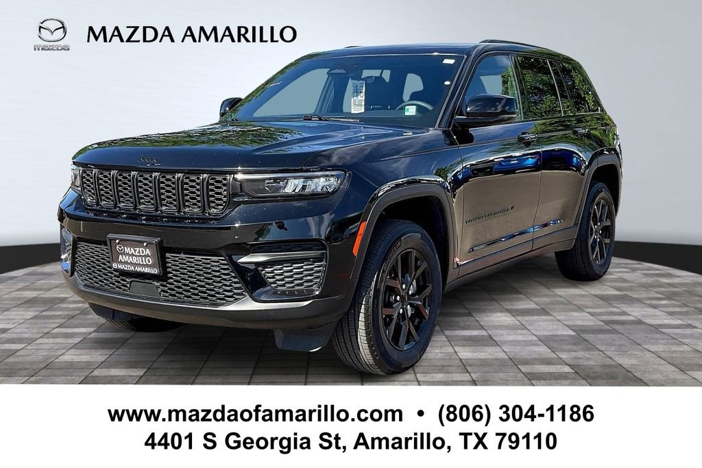 Used 2025 Jeep Grand Cherokee Altitude AWD/4WD image 1