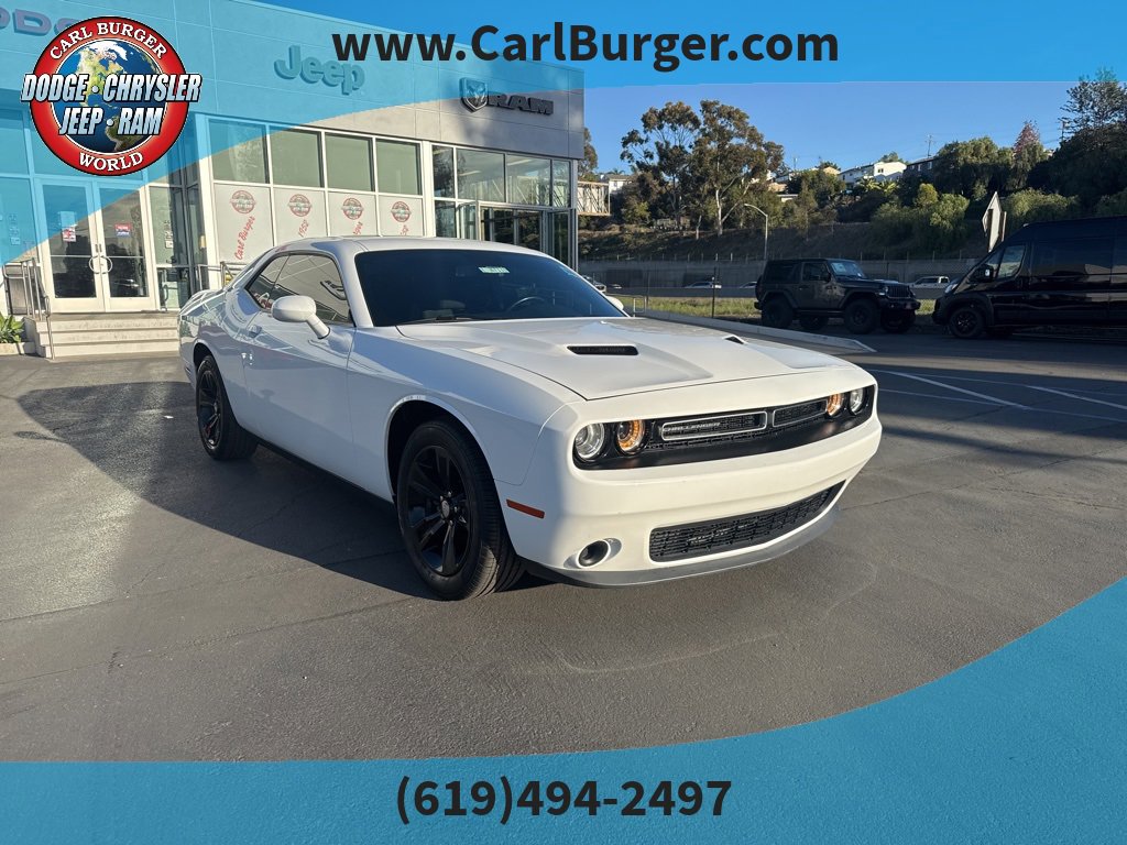 Certified 2021 Dodge Challenger SXT image 1