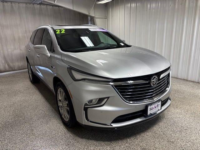 Used 2022 Buick Enclave Premium w/ Experience Buick Package AWD/4WD image 3