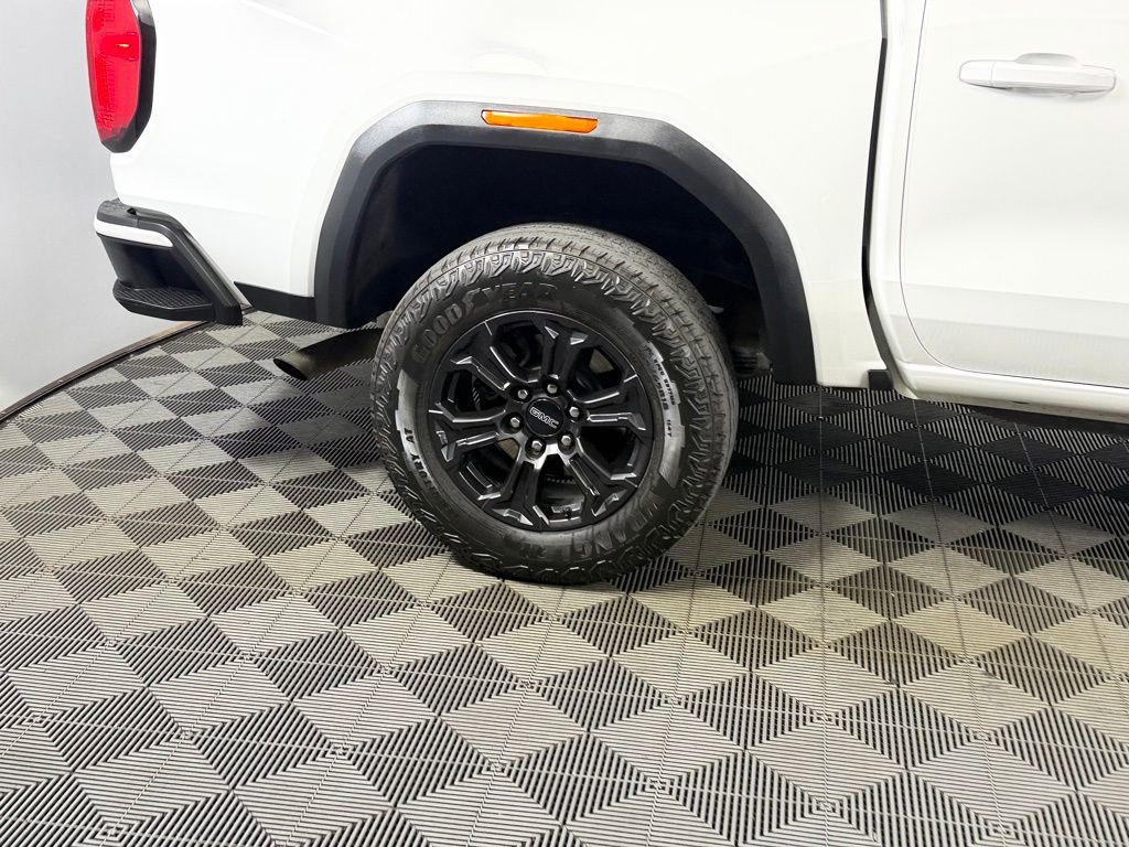 Used 2023 GMC Canyon Elevation w/ Convenience Package AWD/4WD image 12