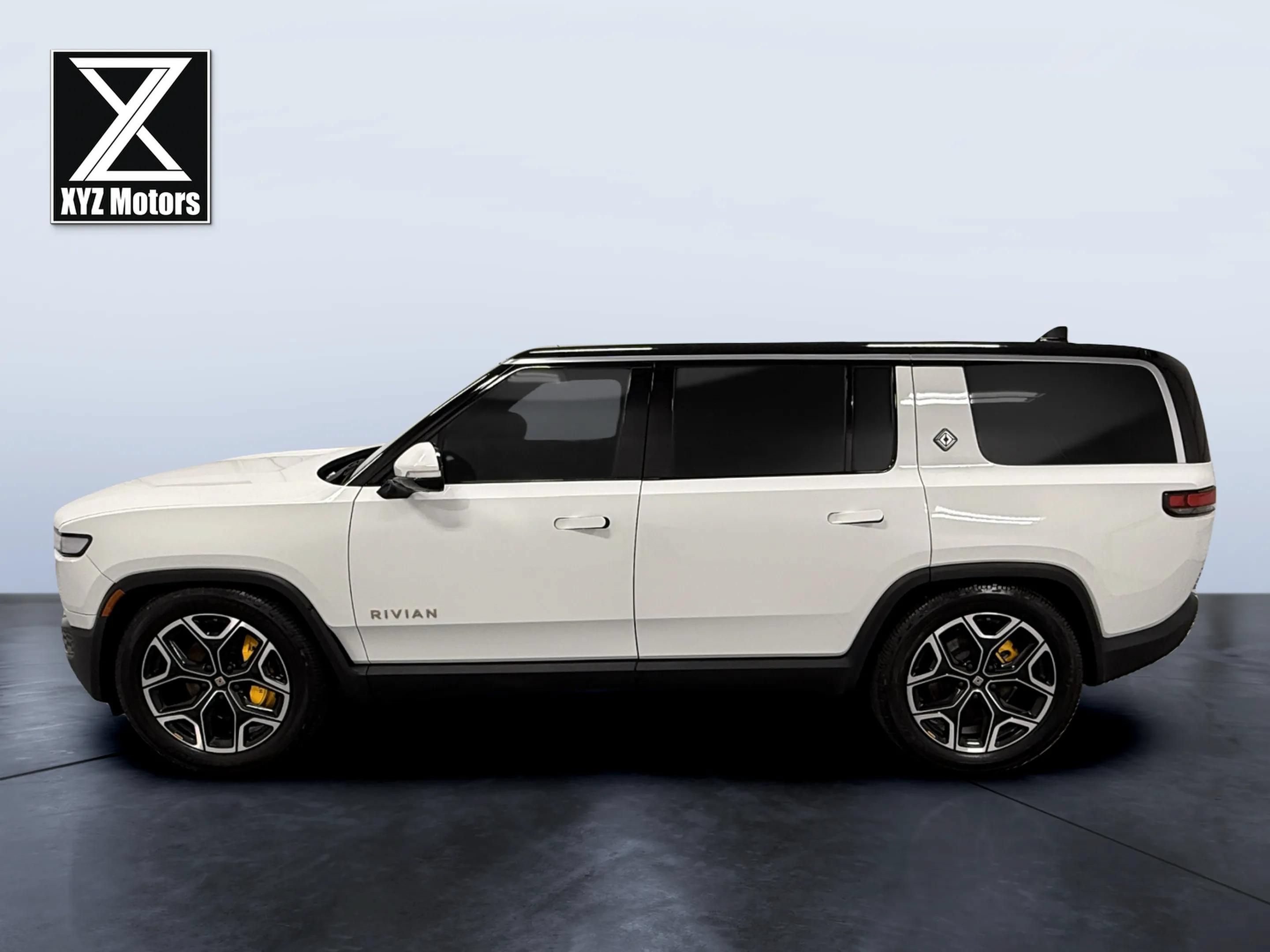 Used 2023 Rivian R1S Launch Edition Quad AWD/4WD image 4