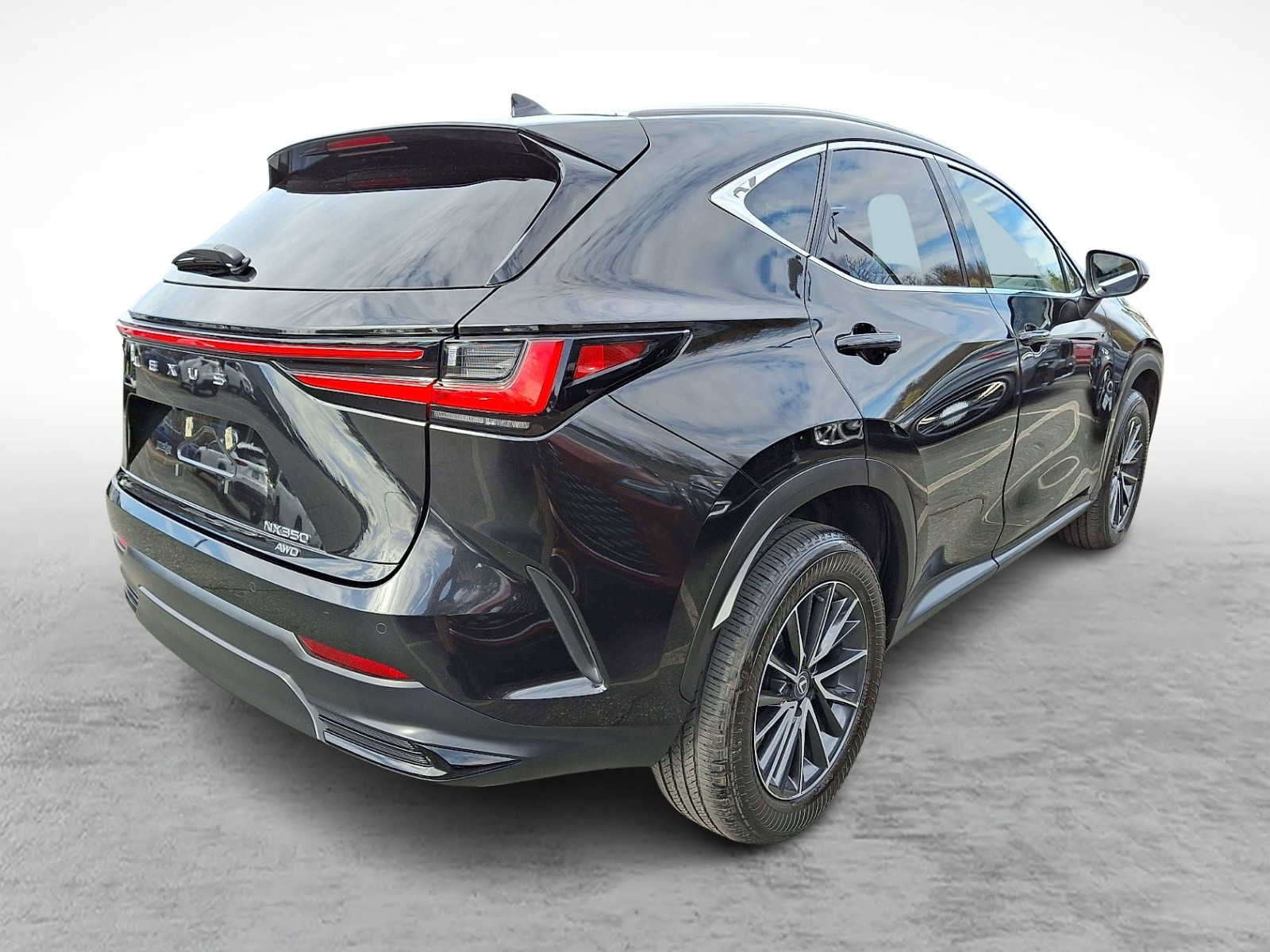 Certified 2024 Lexus NX 350 AWD w/ Vision Package image 4