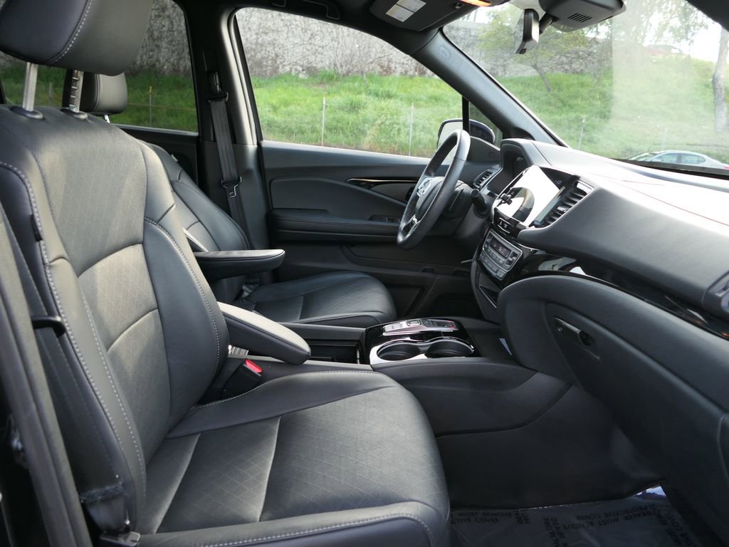 Used 2023 Honda Passport Elite image 26