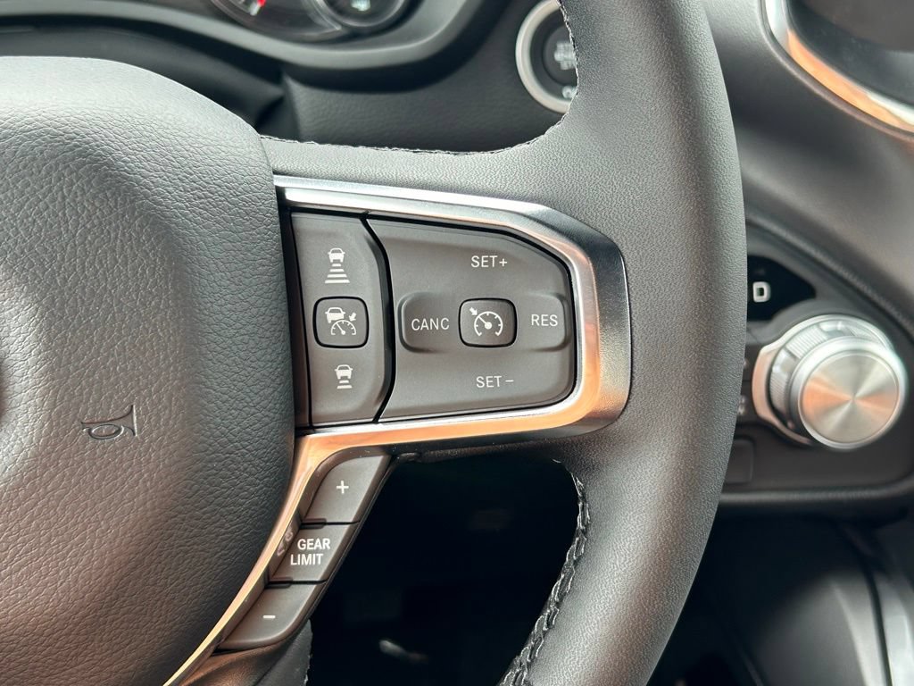 New 2025 RAM 1500 Laramie w/ Sport Appearance Package AWD/4WD image 43