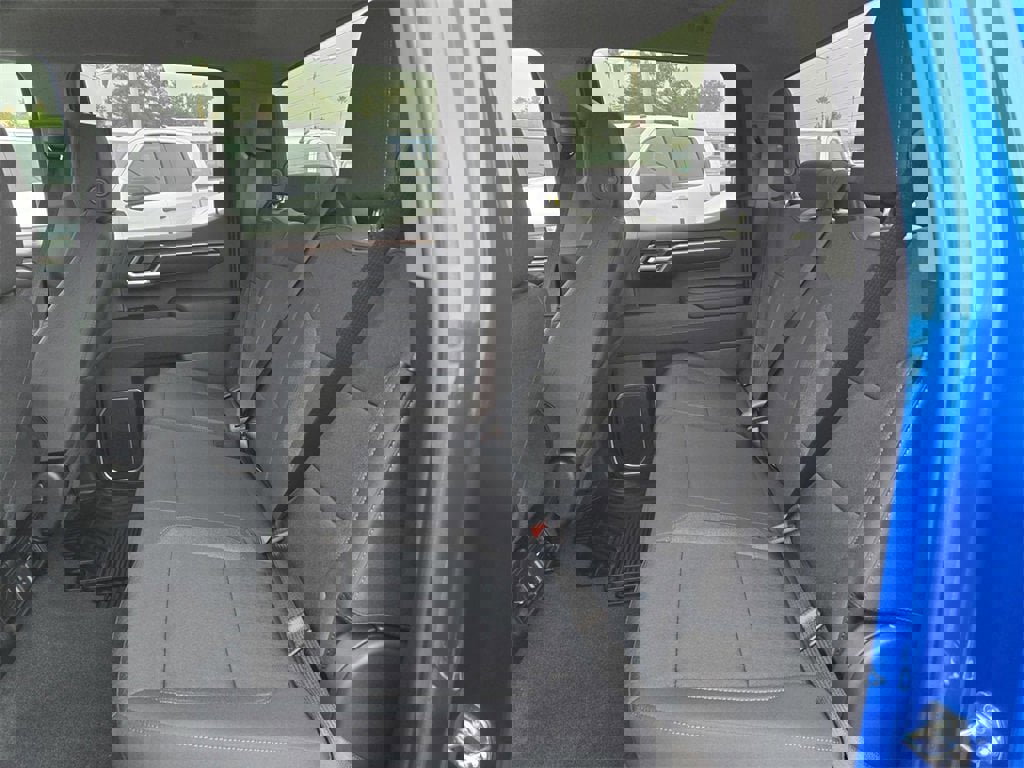 New 2025 Chevrolet Silverado 1500 LT image 4