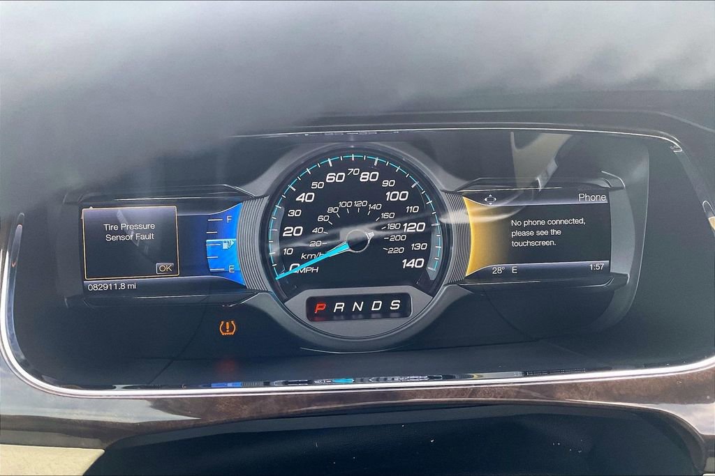 Used 2017 Ford Taurus Limited image 19