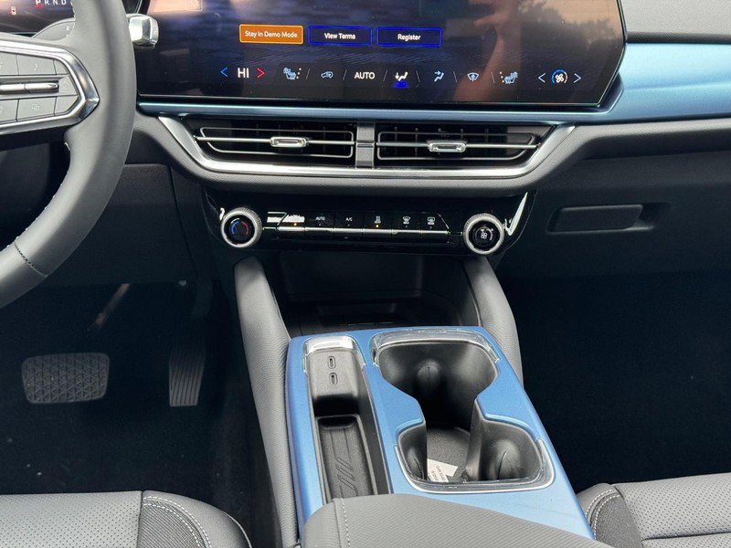 New 2026 Chevrolet Equinox EV LT FWD image 9