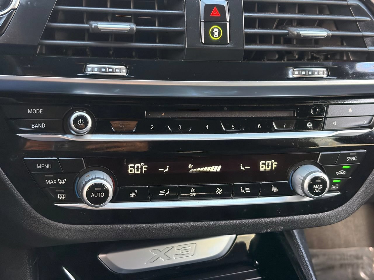 Used 2019 BMW X3 sDrive30i w/ M Sport Package RWD image 24