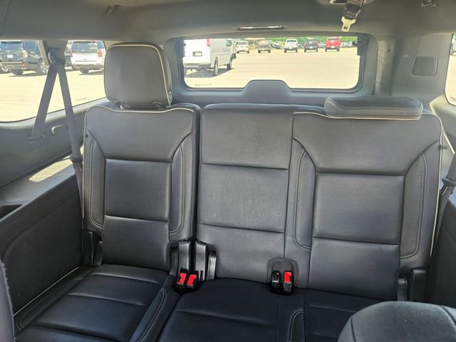 Used 2023 Chevrolet Suburban Premier AWD/4WD image 26