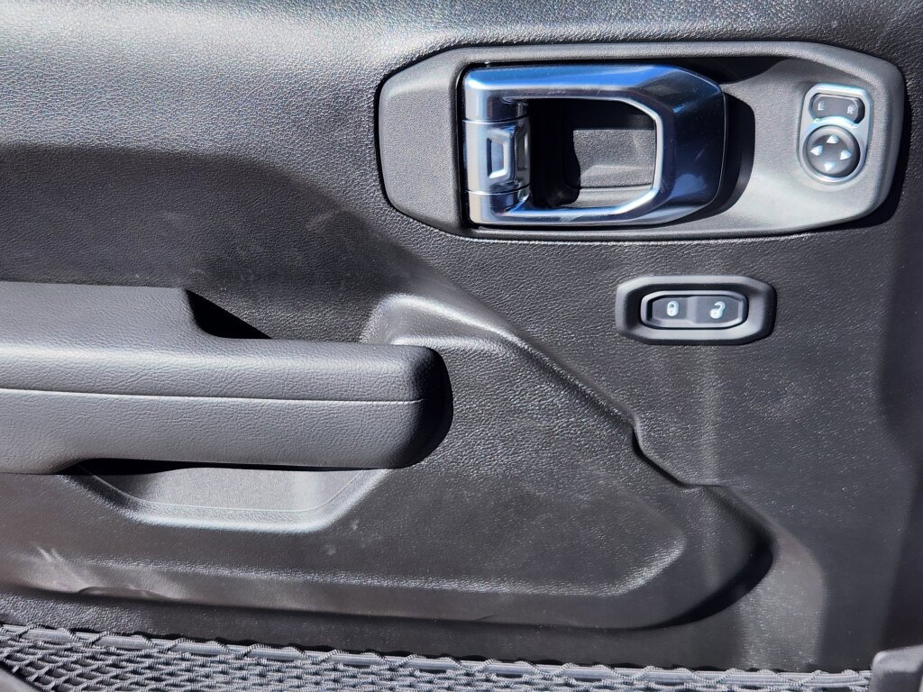 New 2026 Jeep Wrangler Willys AWD/4WD image 7