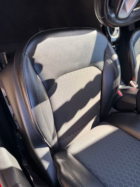 Used 2020 Jeep Compass Latitude image 11