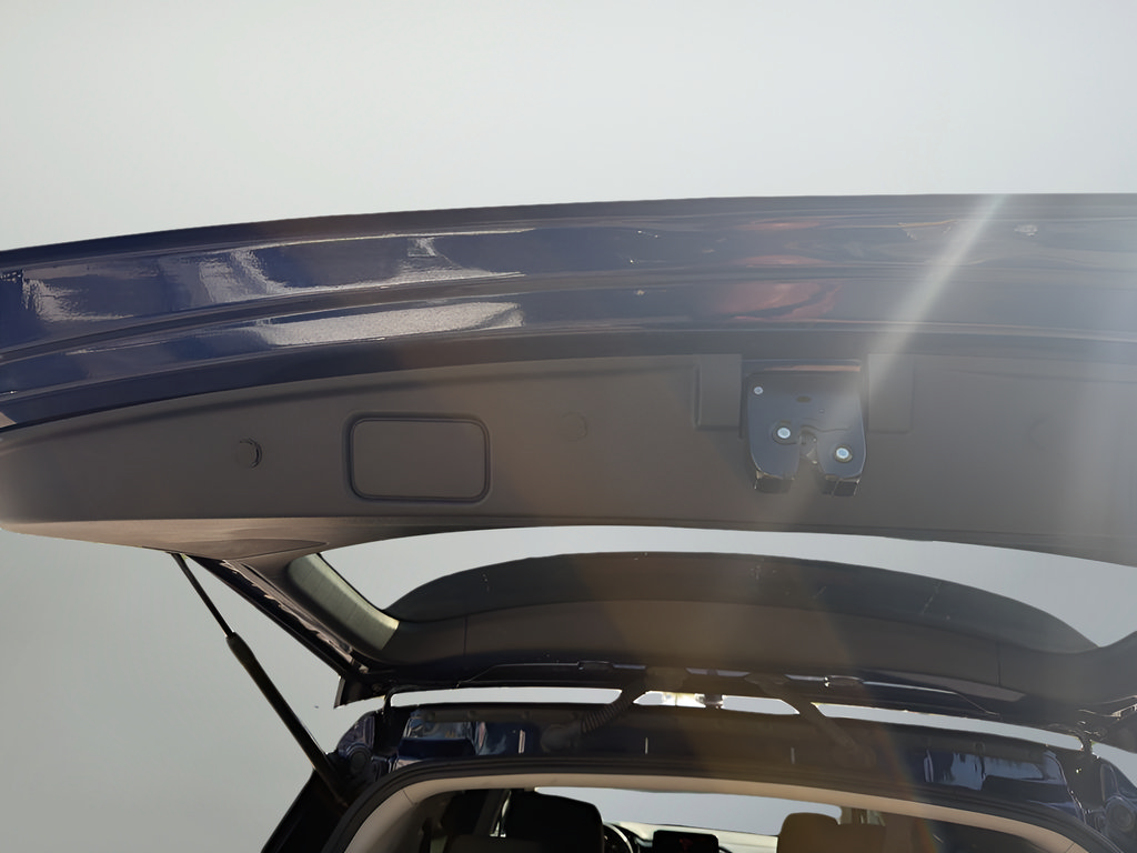 Certified 2024 Nissan Pathfinder SV FWD image 23