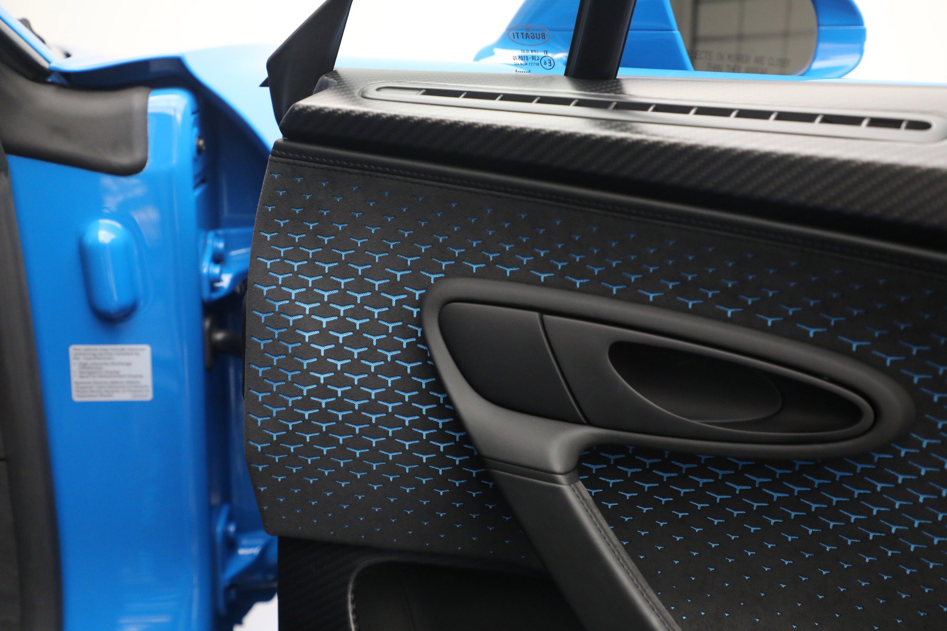 Used 2021 Bugatti Chiron Pur Sport image 26