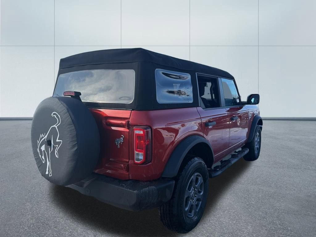 Used 2023 Ford Bronco Big Bend image 3