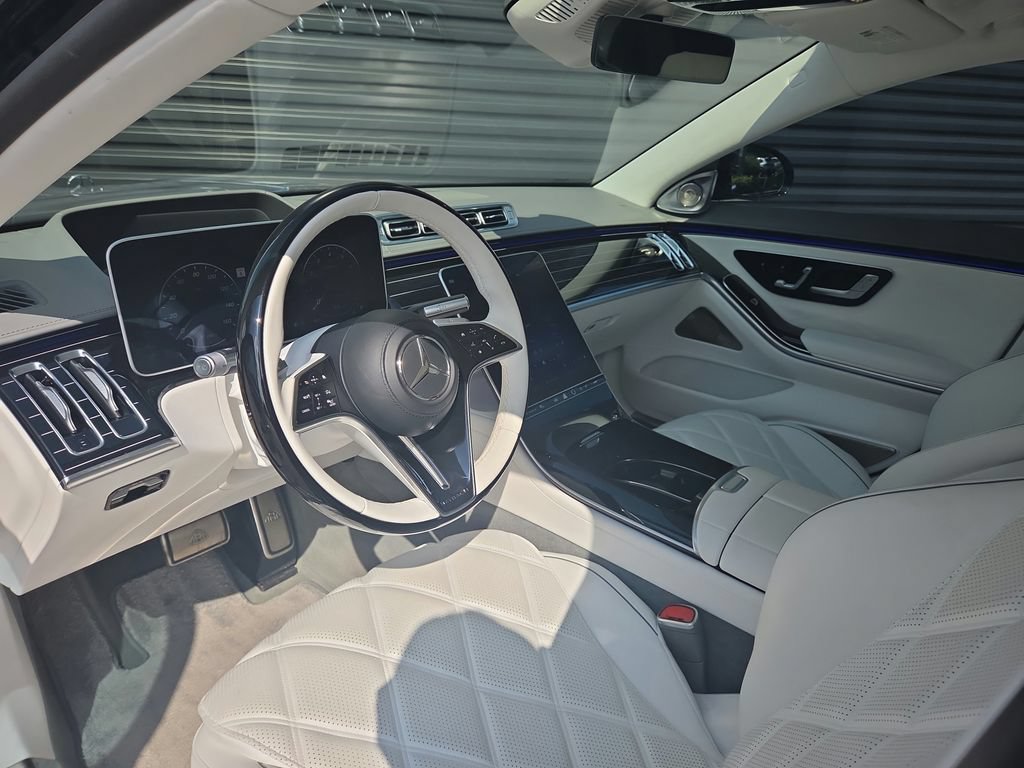 Used 2022 Mercedes-Benz Maybach S 580 4MATIC image 4