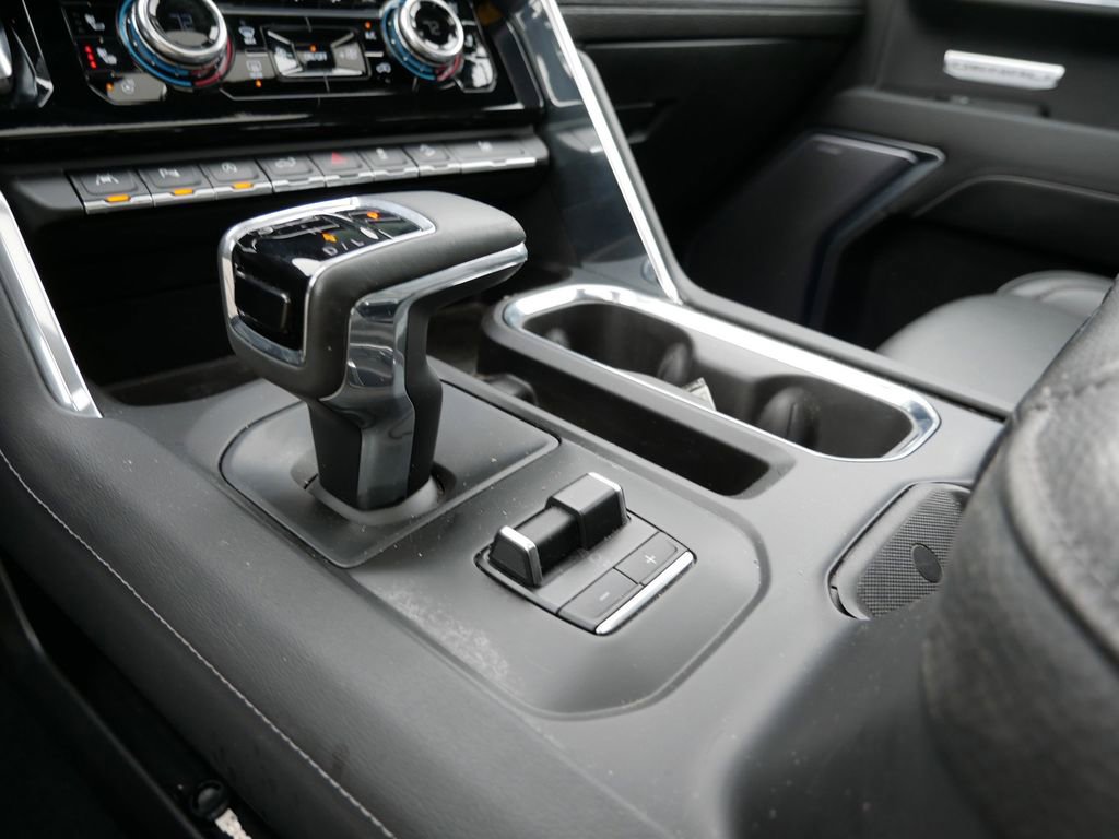 Used 2024 GMC Sierra 1500 Denali AWD/4WD image 27