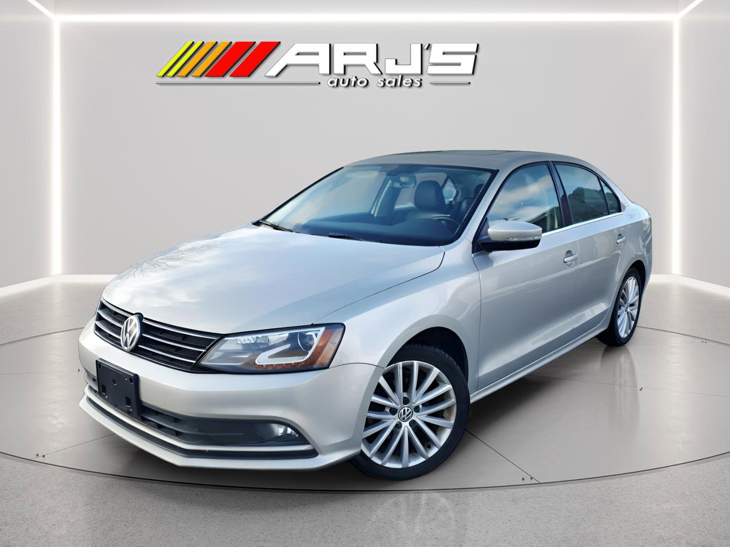 Used 2016 Volkswagen Jetta SEL w/ Lighting Package FWD image 1