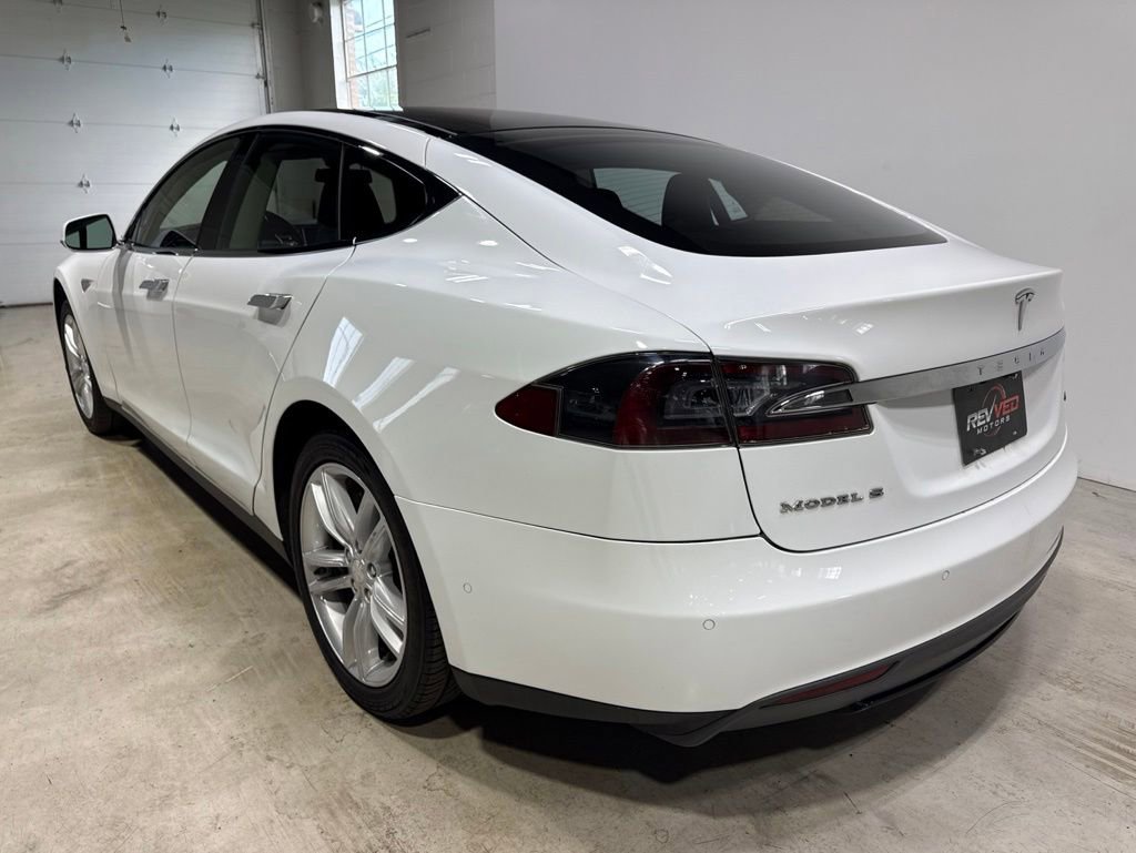 Used 2015 Tesla Model S 60 RWD image 5
