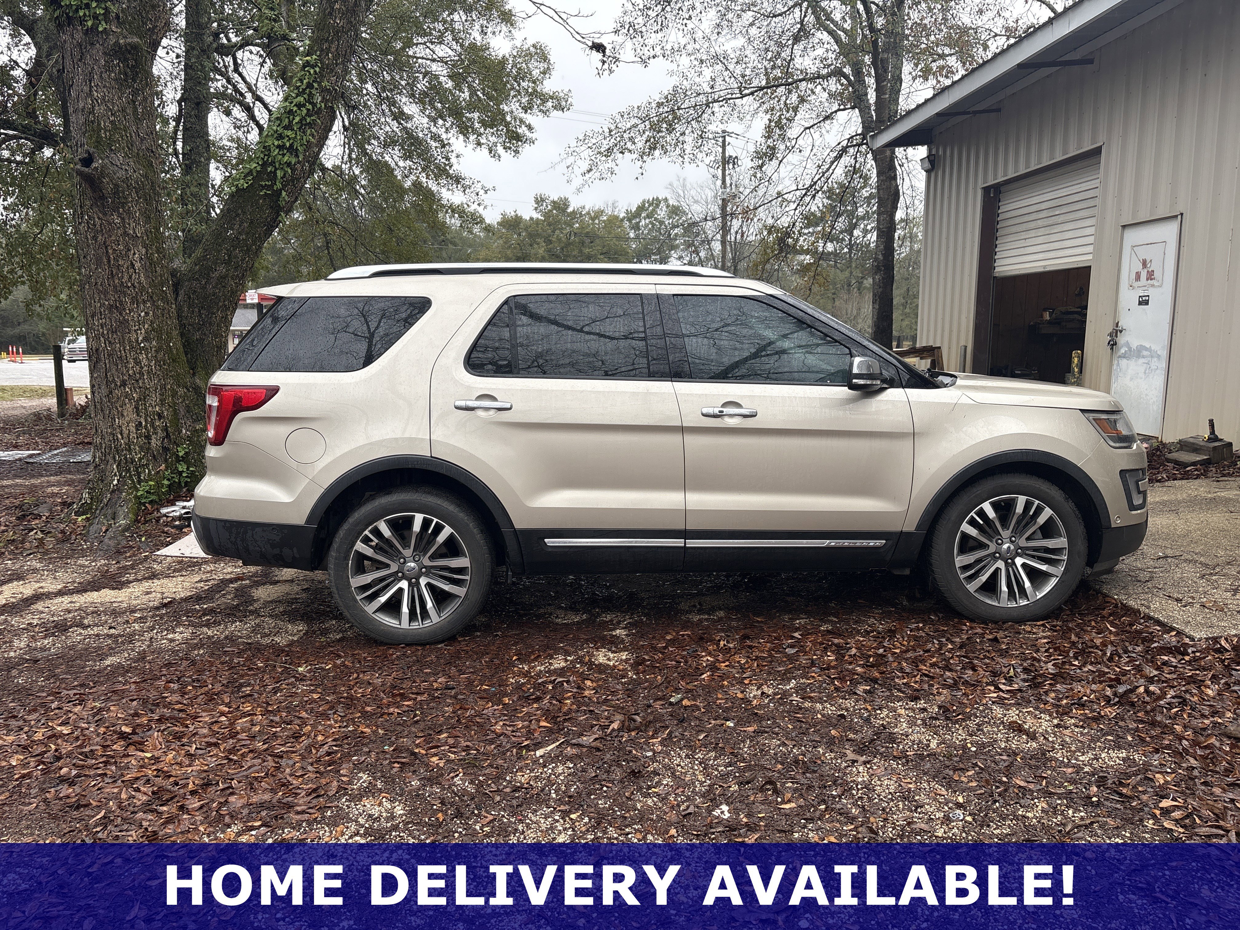 Used 2017 Ford Explorer Platinum image 6