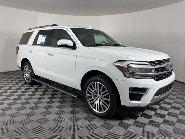 Used 2024 Ford Expedition Limited image 2