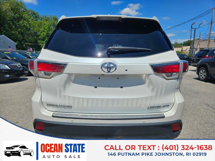Used 2015 Toyota Highlander Limited Platinum AWD/4WD image 4