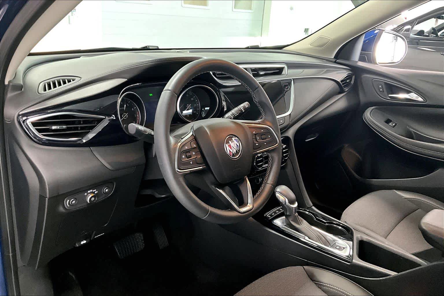 Used 2023 Buick Encore GX Select w/ Safety Package II AWD/4WD image 2