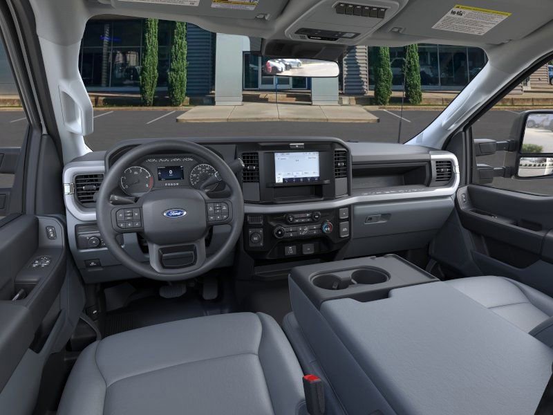 New 2025 Ford F550 4x4 Regular Cab Super Duty image 9