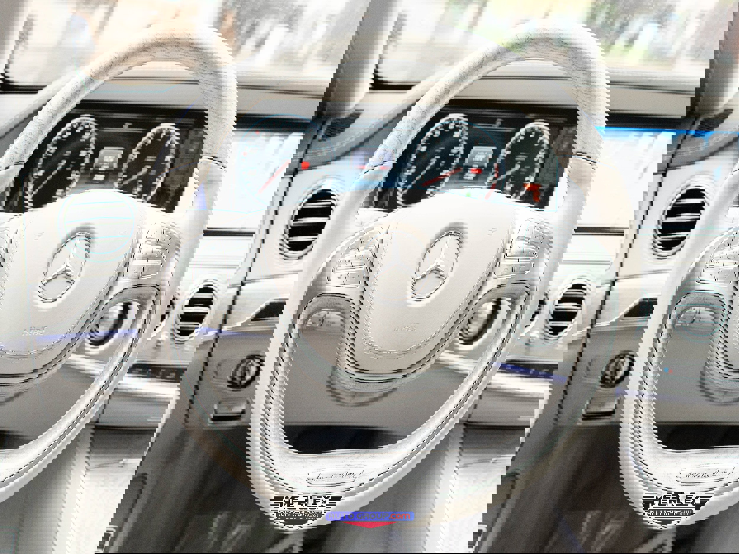 Used 2017 Mercedes-Benz S 550 4MATIC Sedan image 23