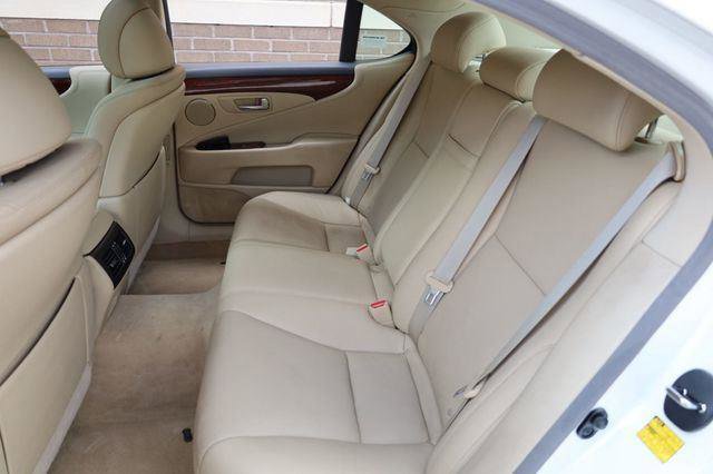 Used 2009 Lexus LS 460 RWD image 21