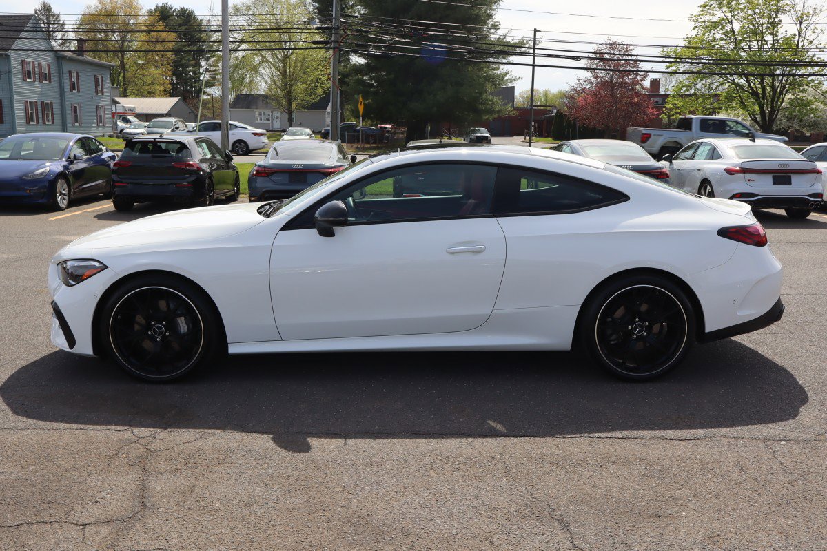 Used 2024 Mercedes-Benz CLE 300 4MATIC Coupe image 8