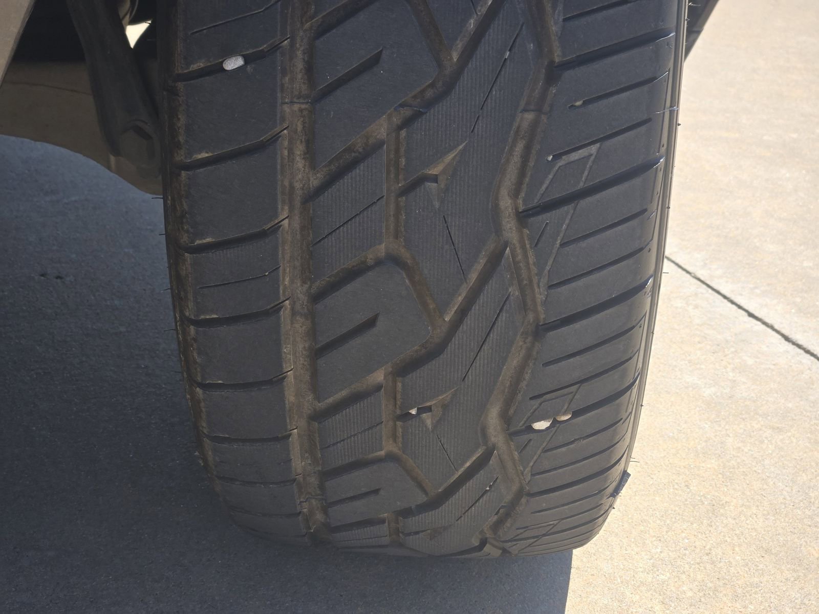 Used 2018 Jeep Grand Cherokee Altitude RWD image 10