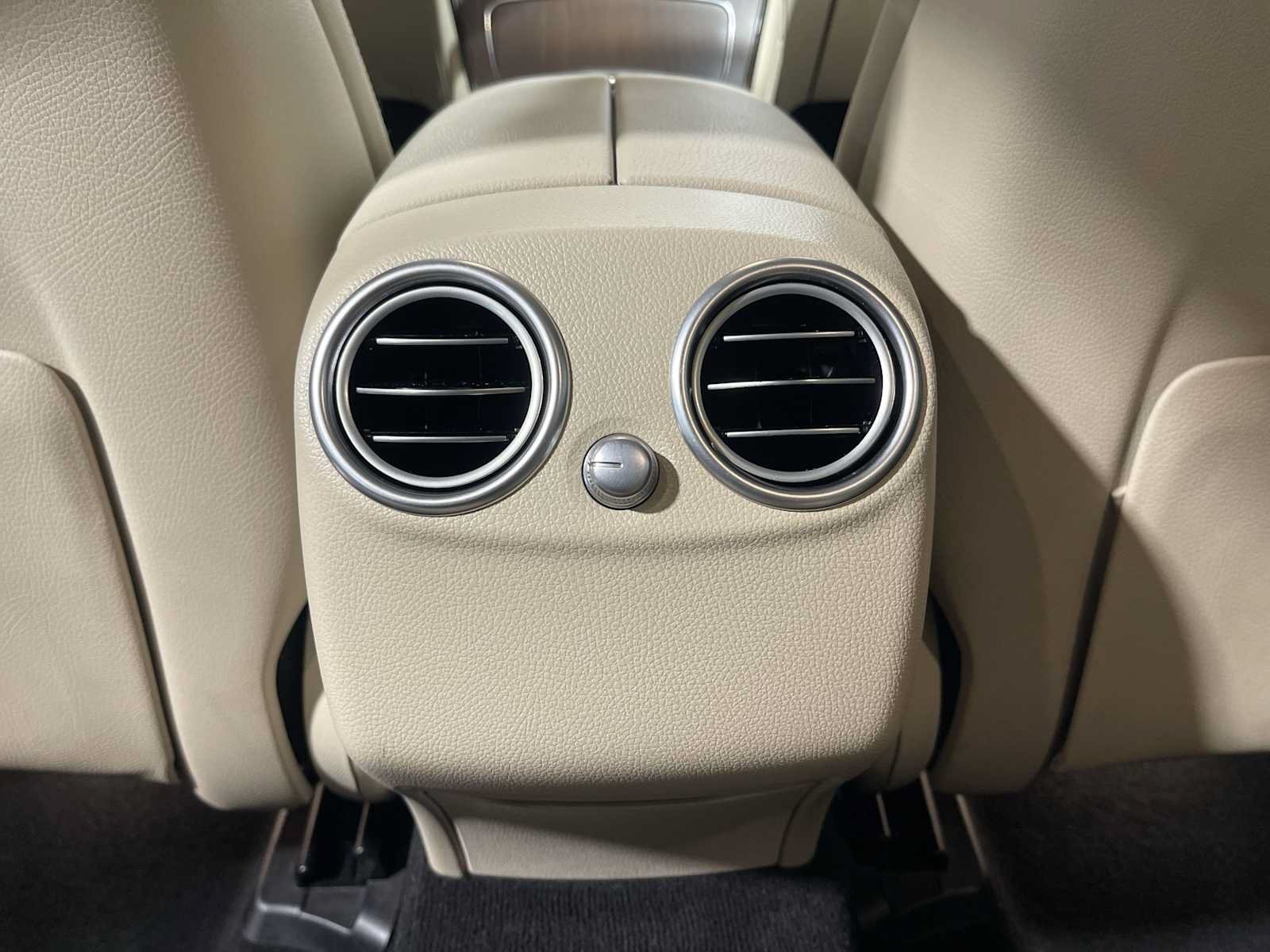 Used 2022 Mercedes-Benz GLC 300 4MATIC image 25