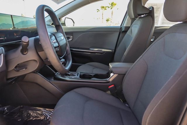 Used 2025 Kia K4 LXS image 20