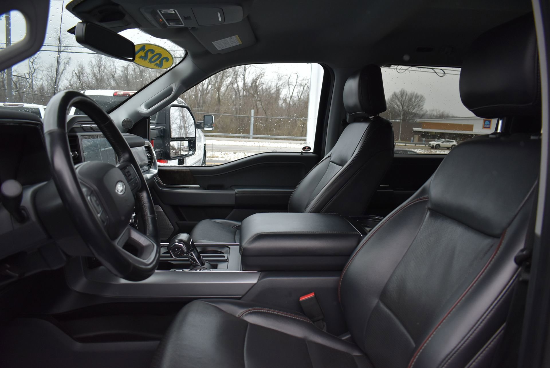 Used 2021 Ford F150 Lariat w/ FX4 Off-Road Package AWD/4WD image 13