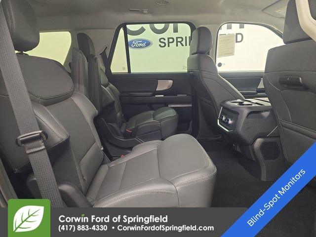 New 2026 Ford Expedition Active image 12