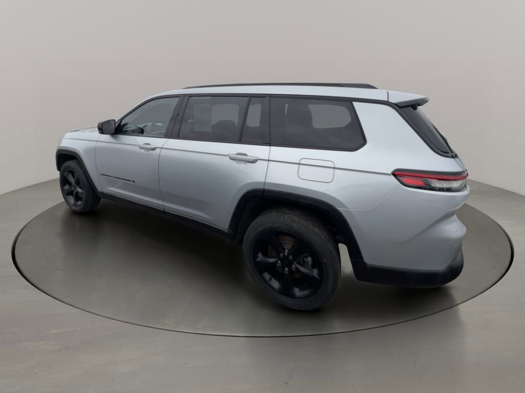Used 2023 Jeep Grand Cherokee L Limited w/ Black Appearance Package image 2