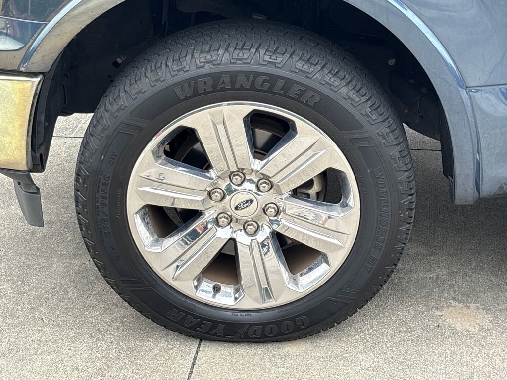 Used 2019 Ford F150 Lariat w/ Equipment Group 502A Luxury AWD/4WD image 11