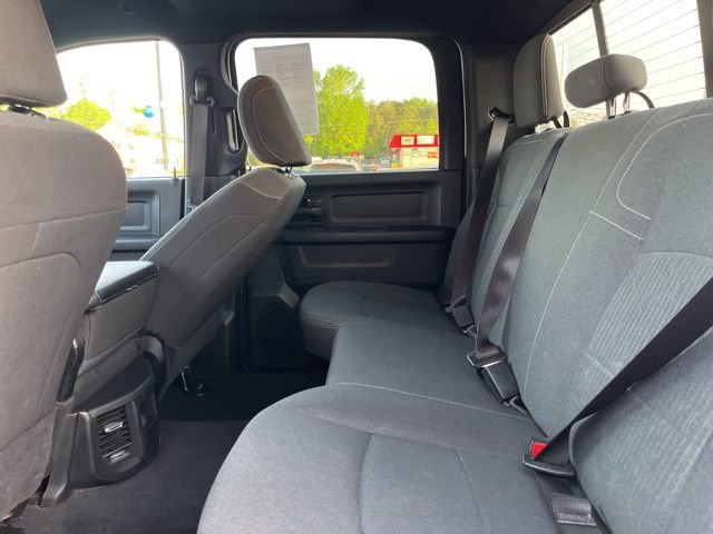 Used 2024 RAM 3500 Tradesman w/ Chrome Appearance Group image 12