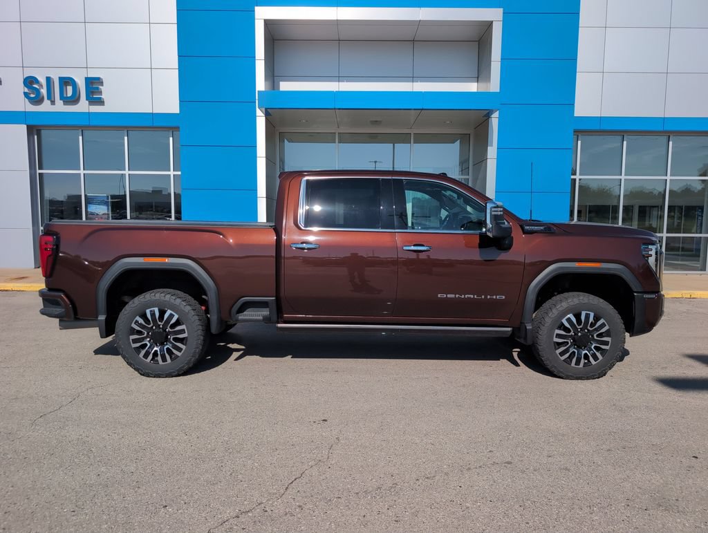 Used 2024 GMC Sierra 2500 Denali Ultimate AWD/4WD image 1