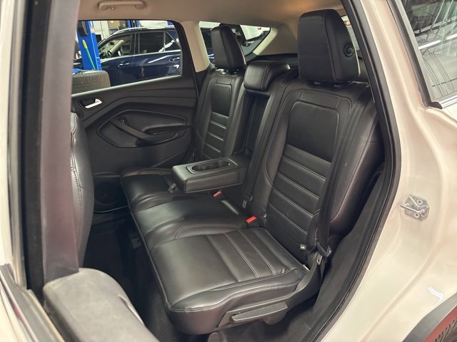 Used 2019 Ford Escape Titanium image 40