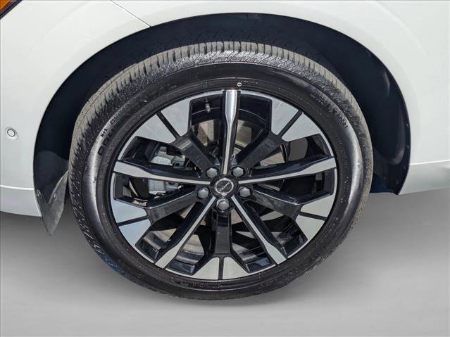 Certified 2026 Volvo XC60 B5 Plus w/ Protection Package Premier AWD/4WD image 25